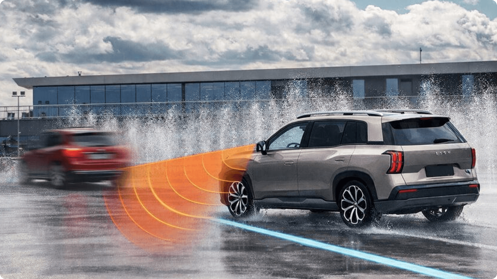 Illustration of an AION V demonstrating rear cross traffic alert by detecting an approaching vehicle while stationary